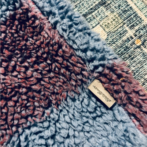 EDDIE BAUER Plaid Fleece Mock Neck Pullover, Size Medium - Picture 3 of 7